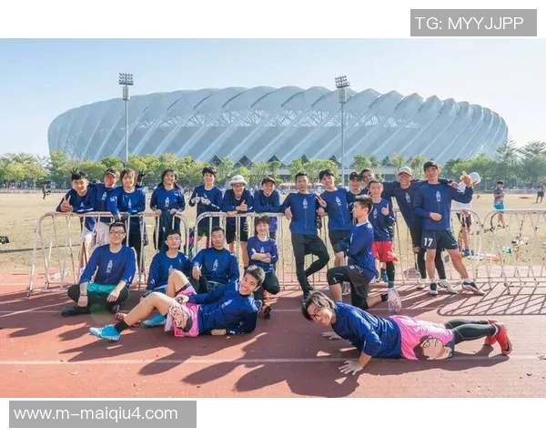 武汉飞盘队在运动飞盘比赛中取得新高成绩展现创新精神与团队合作魅力